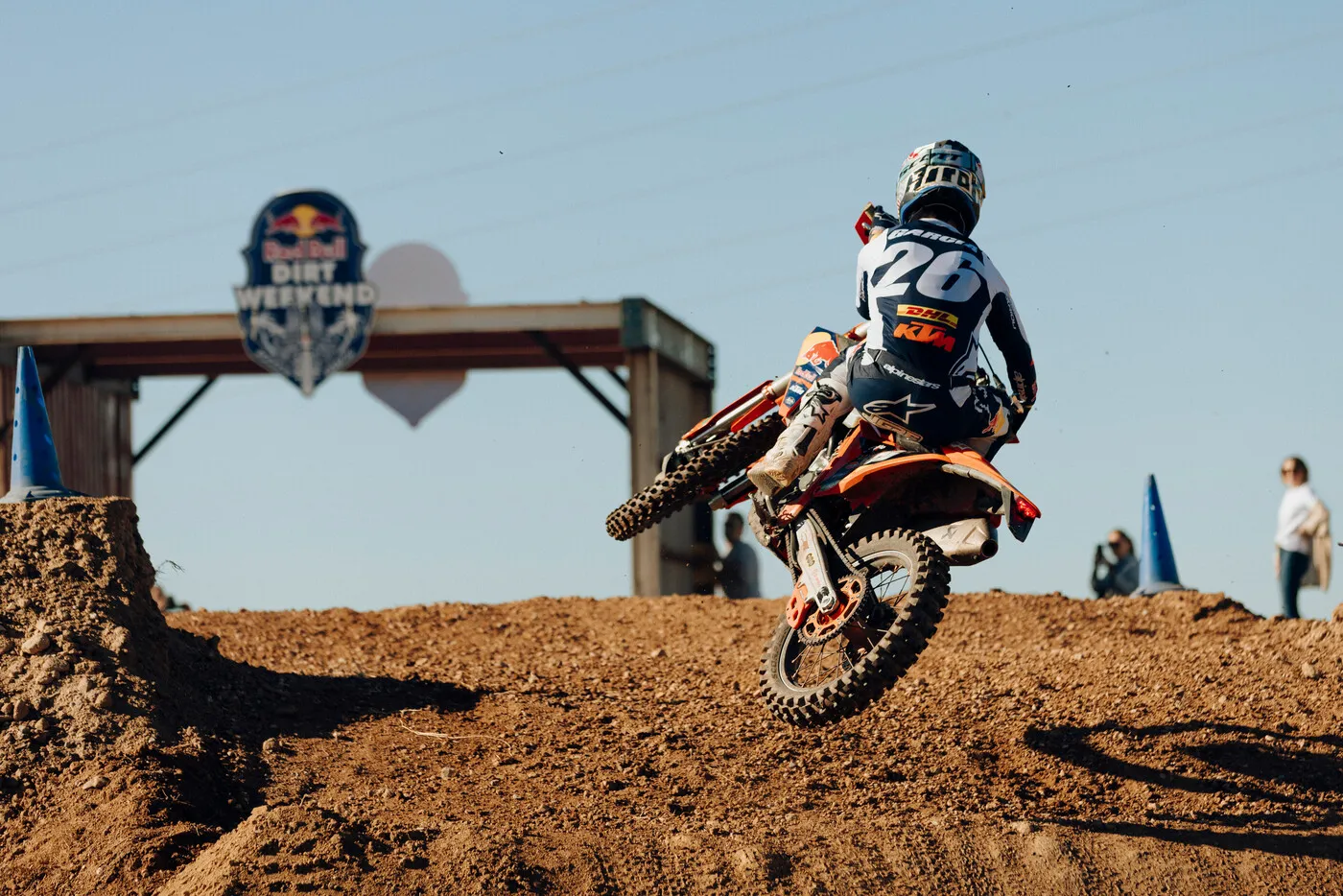 Diseño de marcador para evento Dirt Weekend de Red Bull