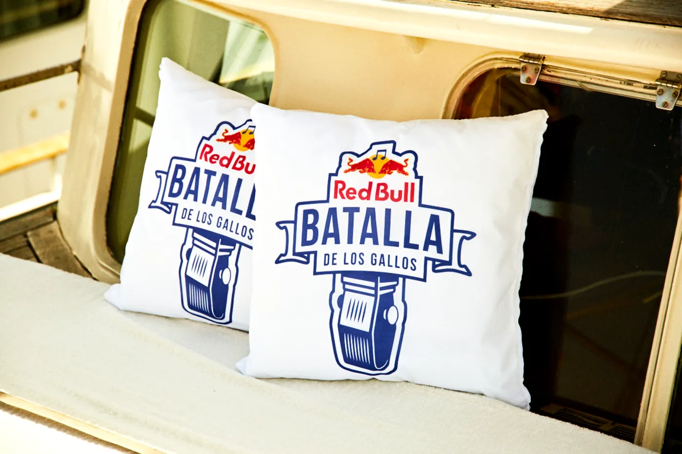 Diseño de marcador para evento Batalla de gallos de Red Bull
