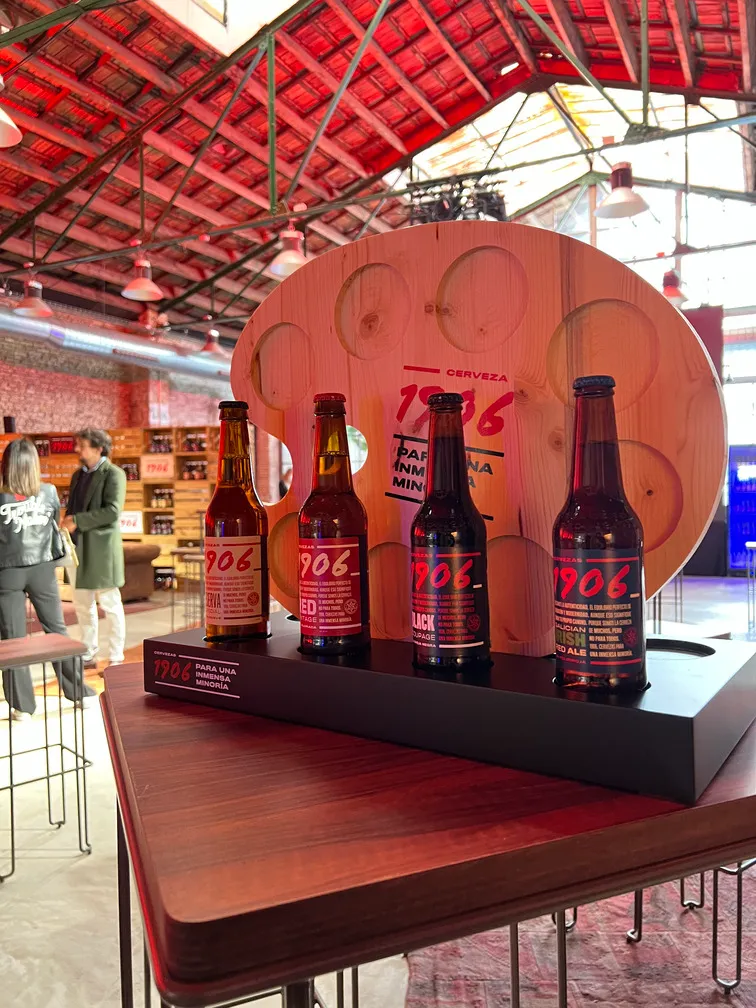 Diseño y producción espacio para evento de la cerveza 1906