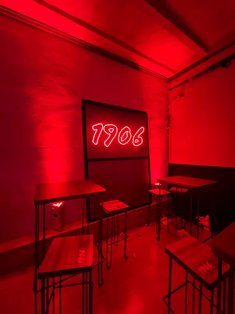 Diseño y producción espacio para evento de la cerveza 1906