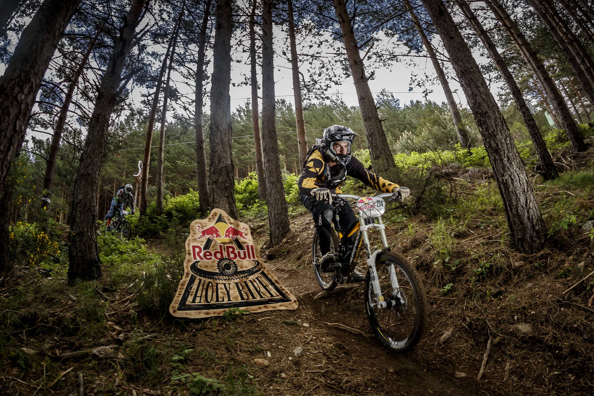 Diseño de marcador para evento Holy Bike de Red Bull