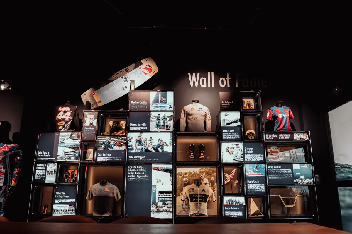 anchor-redbull-alinghi-wall-of-fame-5